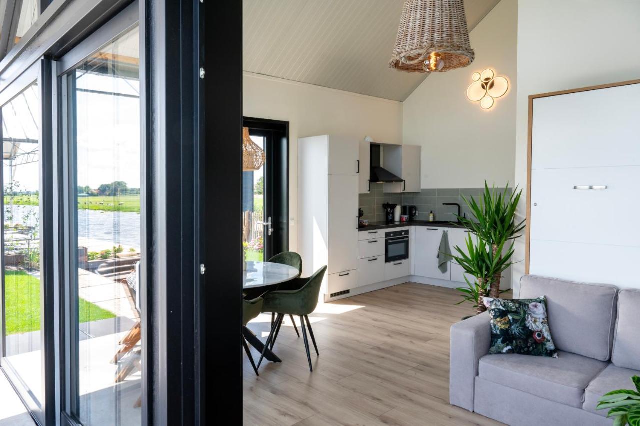 4 To 6 Persons Waterfront Villa Roelofarendsveen 외부 사진